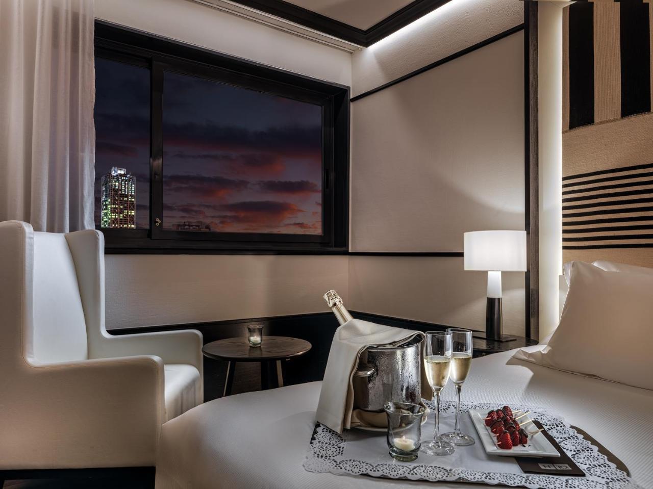 Hotel H10 Marina Barcelone Extérieur photo